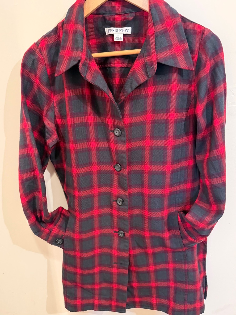 Pendleton Women’s Red and Black Plaid Button-Front Shirt/Jacket